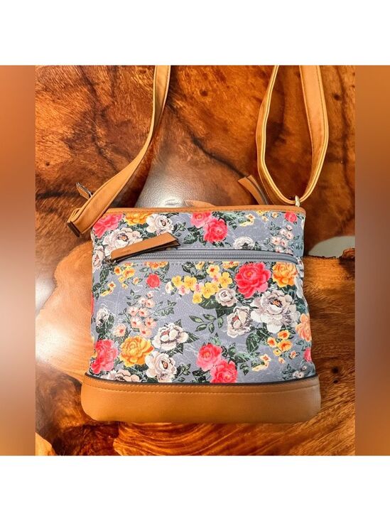 Rosetti Handbags - ROSETTI Floral Crossbody Bag